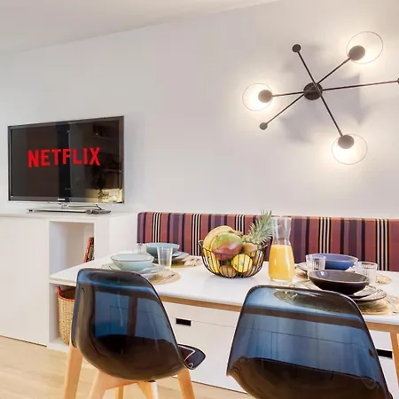 Le Roi Soleil - En Plein Centre à 5 Min Du Château *