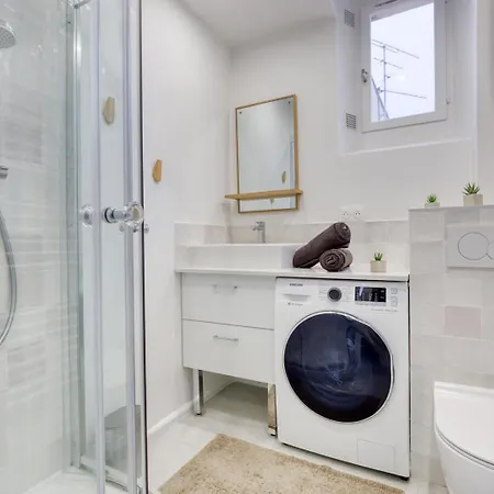 Le Roi Soleil - En Plein Centre à 5 Min Du Château *