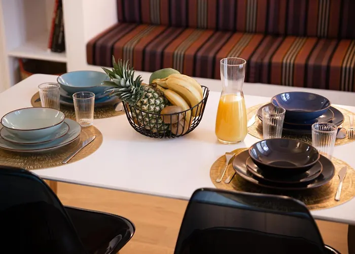 Le Roi Soleil - En Plein Centre à 5 Min Du Château Versalhes